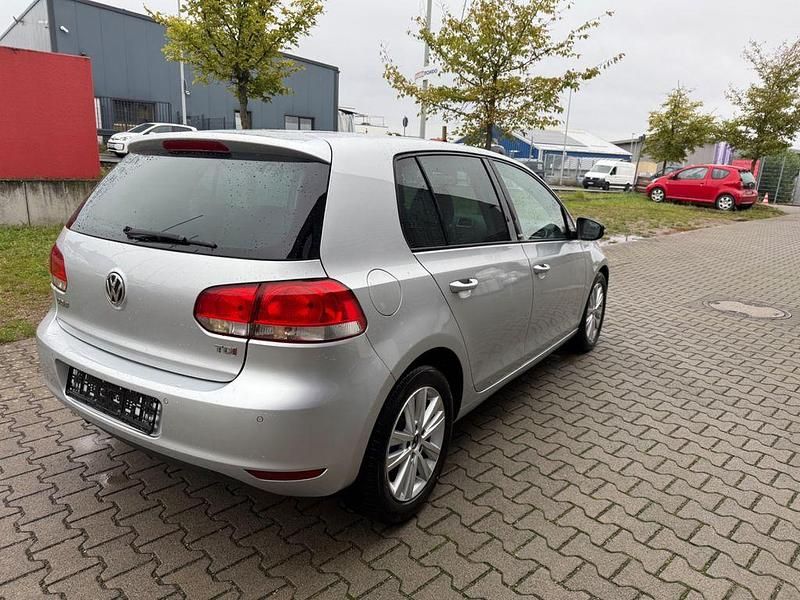 Gebraucht VW Golf VI Style 105 PS (77 kW) 2011 Grau Kleinwagen