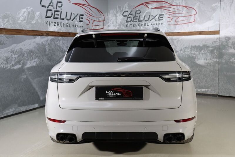 Gebraucht Porsche Cayenne 462 PS (339 kW) 2022 Grau SUV