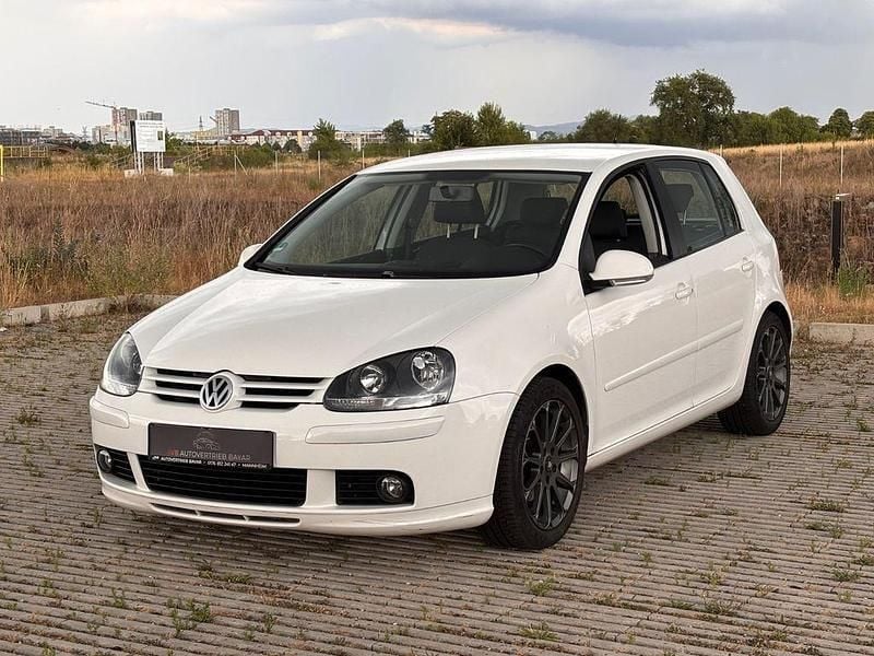Weiß Gebraucht 2007 VW Golf V Limousine | 4.290 € (Fairer Preis) - Bild 1/4