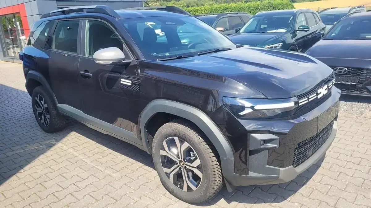 Neu Dacia Bigster 154 PS (113 kW) 2026 Schwarz SUV