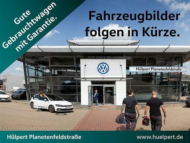 Hyazinthrot metalliclack Gebraucht 2019 Mercedes GLC250 AMG line SUV | 28.888 € (Superpreis) - Bild 1/1