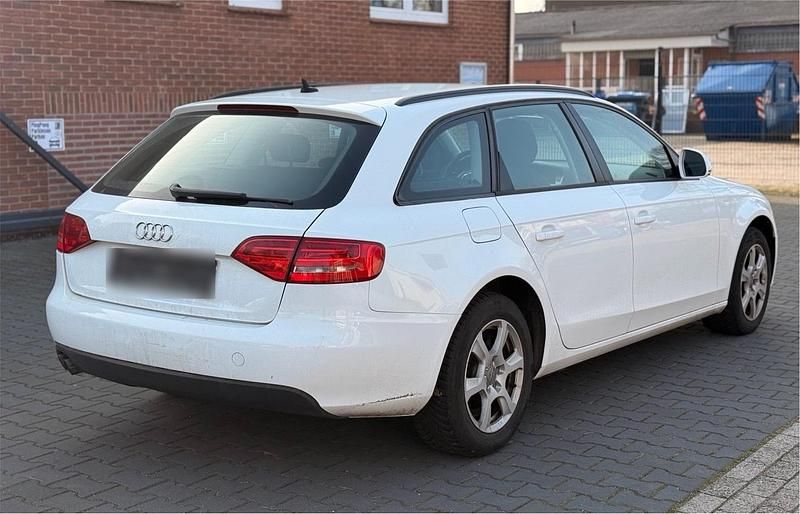 Gebraucht Audi A4 143 PS (105 kW) 2008 Weiß Kombi
