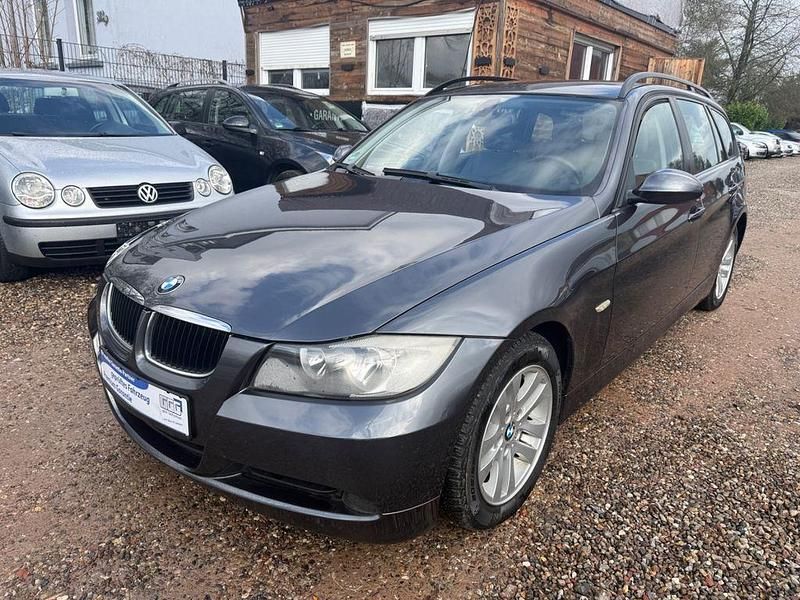 Gebraucht BMW 318 Advantage 143 PS (105 kW) 2008 Grau Kombi