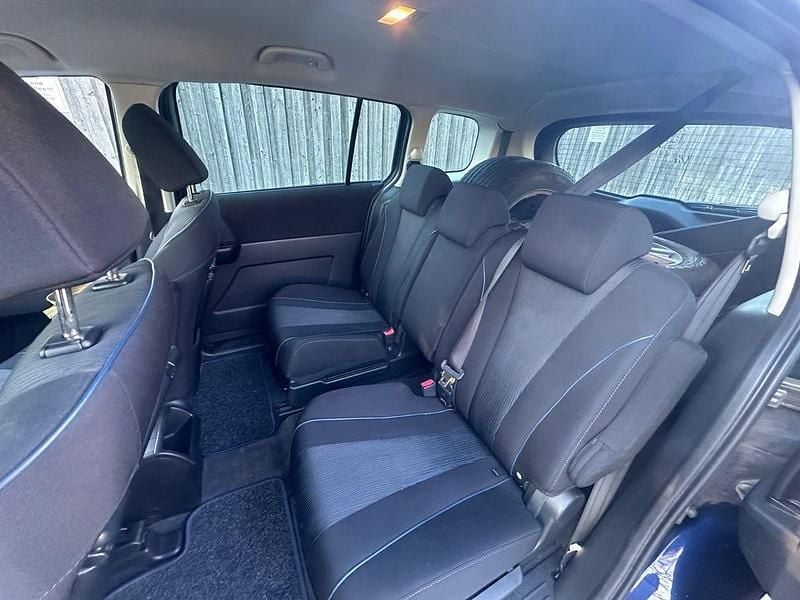 Gebraucht Mazda 5 116 PS (85 kW) 2011 Blau Van / Kleinbus