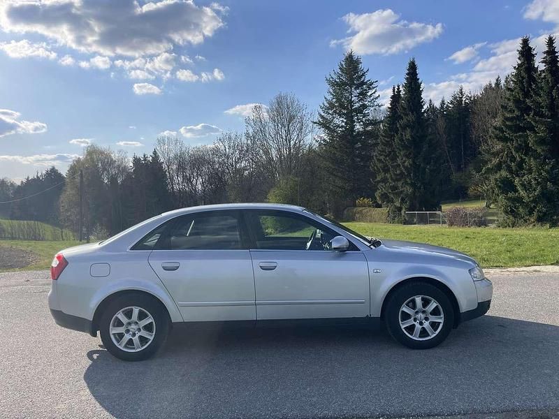 Gebraucht 2003 Audi A4 Limousine | 1.050 € (Superpreis) - Bild 1/4