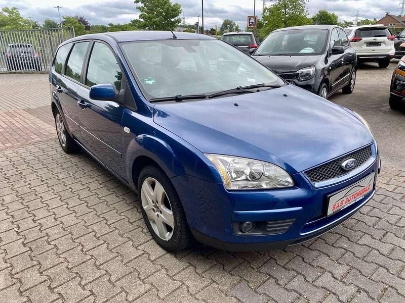 Blau Gebraucht 2007 Ford Focus Kombi | 1.800 € (Fairer Preis) - Bild 1/4
