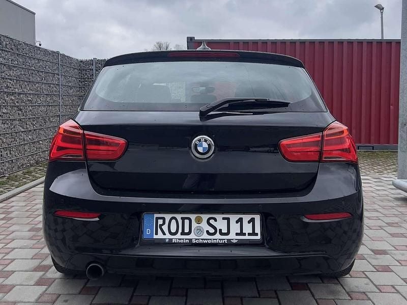 Gebraucht BMW 118 Advantage 136 PS (100 kW) 2016 Schwarz Kleinwagen
