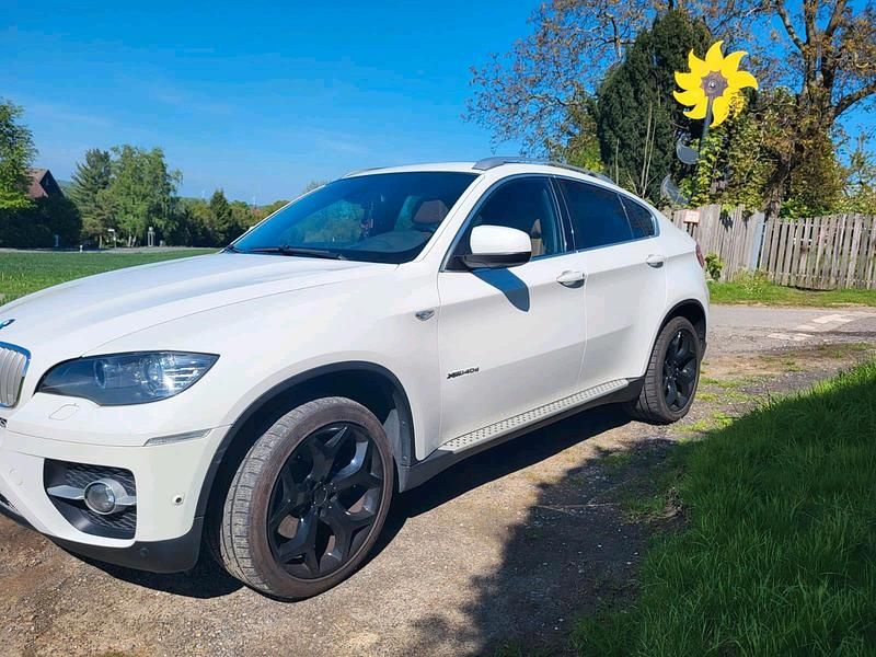 Weiß Gebraucht 2011 BMW X6 SUV | 20.999 € (Teuer) - Bild 1/4