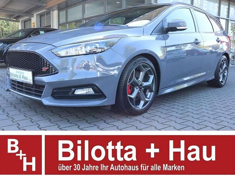 Usata Ford Focus ST 250 CV (183 kW) 2017 Grigio Station wagon