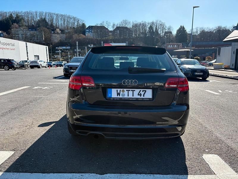 Gebraucht Audi A3 102 PS (75 kW) 2009 Schwarz Kleinwagen