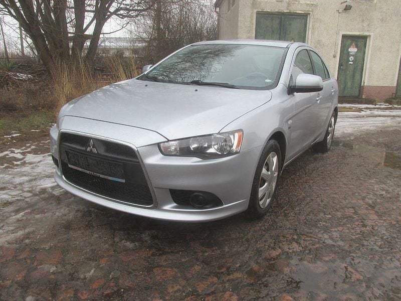 Gebraucht Mitsubishi Lancer 109 PS (80 kW) 2009 Silber Limousine