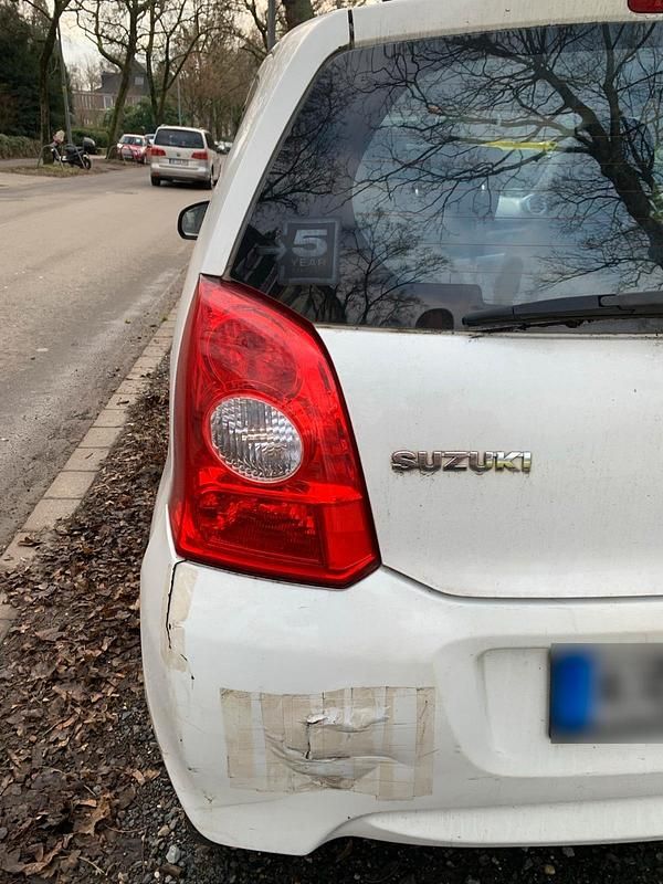 Gebraucht Suzuki Alto 68 PS (50 kW) 2009 Weiß Kleinwagen