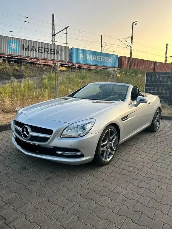 Gebraucht Mercedes SLK200 184 PS (135 kW) 2014 Silber Cabrio