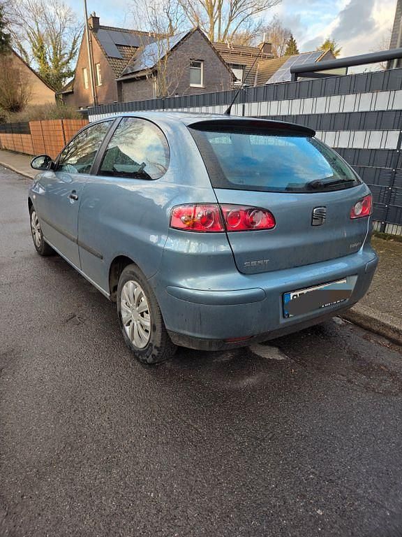 Gebraucht Seat Ibiza Fresh 75 PS (55 kW) 2004 Blau Kleinwagen