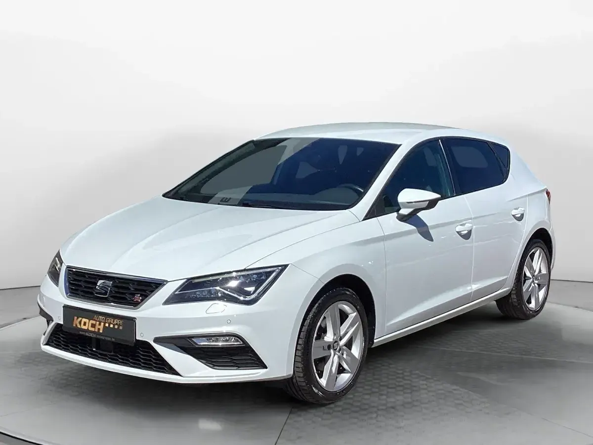 Gebraucht Seat Leon FR 131 PS (96 kW) 2020 Weiß Limousine