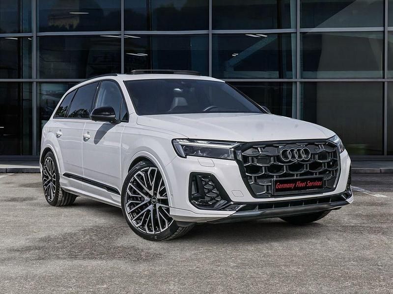 Gletscherweiß Gebraucht 2024 Audi Q7 S-Line SUV | 73.870 € (Guter Preis) - Bild 1/4