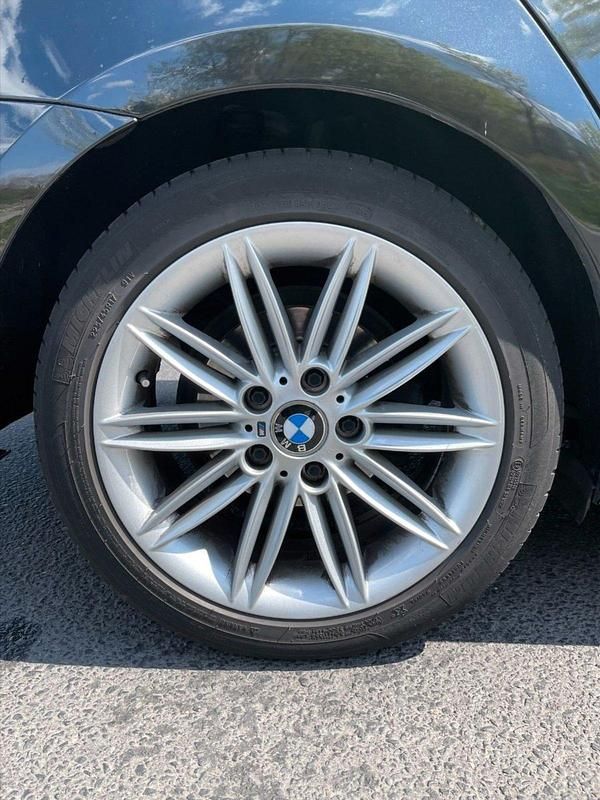 Gebraucht BMW 116 116 PS (85 kW) 2011 Schwarz Kleinwagen