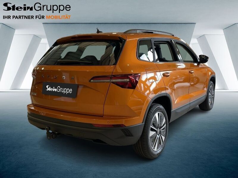 Neu Skoda Karoq Selection 150 PS (110 kW) 2025 Andere farbe SUV