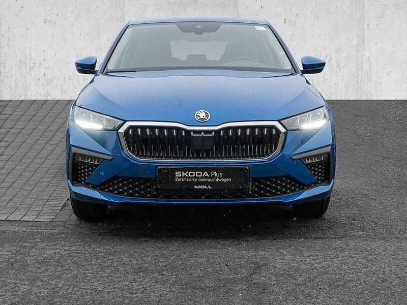 Neu Skoda Scala Selection 116 PS (85 kW) 2026 Race blau metallic Kleinwagen