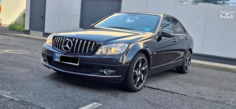 Gebraucht Mercedes C220 170 PS (125 kW) 2008 Schwarz Limousine
