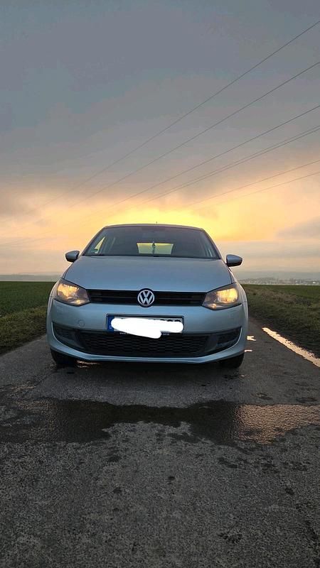 Gebraucht VW Polo 60 PS (44 kW) 2009 Grau Kleinwagen