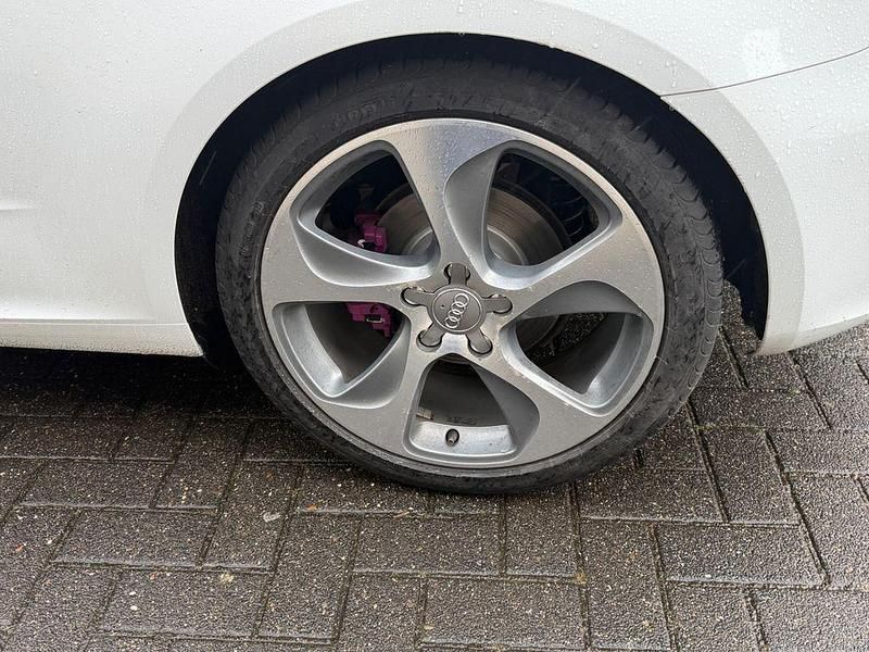 Gebraucht Audi A3 S-Line 179 PS (131 kW) 2012 Weiß Kleinwagen