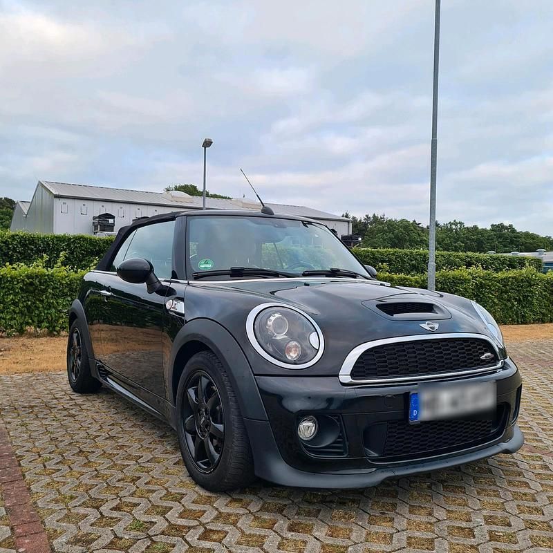 Schwarz Gebraucht 2014 Mini Cooper S Cabriolet Cabrio | 10.750 € (Etwas zu teuer) - Bild 1/4