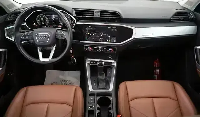 Gebraucht Audi Q3 Ambiente 245 PS (180 kW) 2022 Mythosschwarz (metallic) SUV