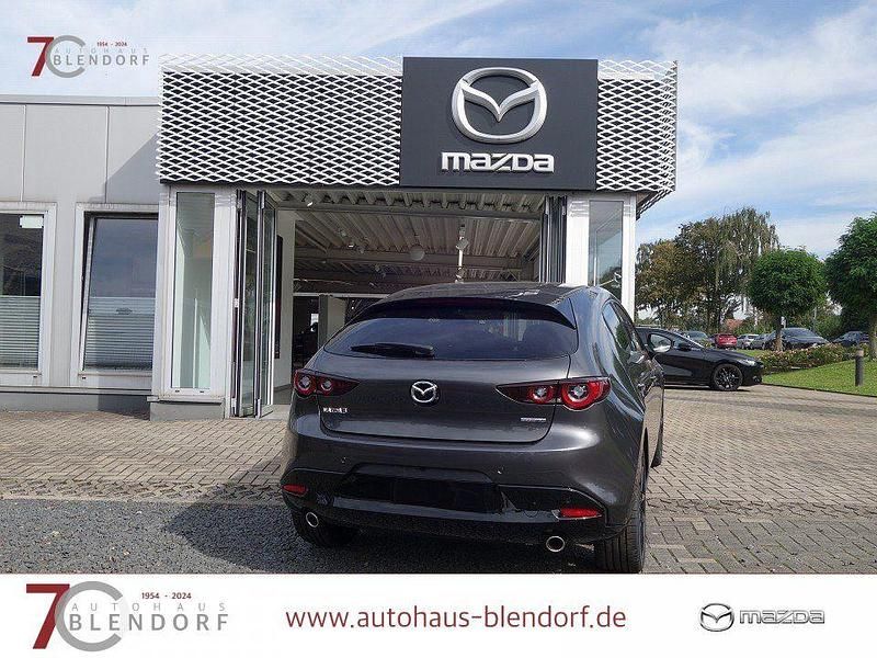 Neu Mazda 3 Exclusive 140 PS (102 kW) 2025 Grau Limousine