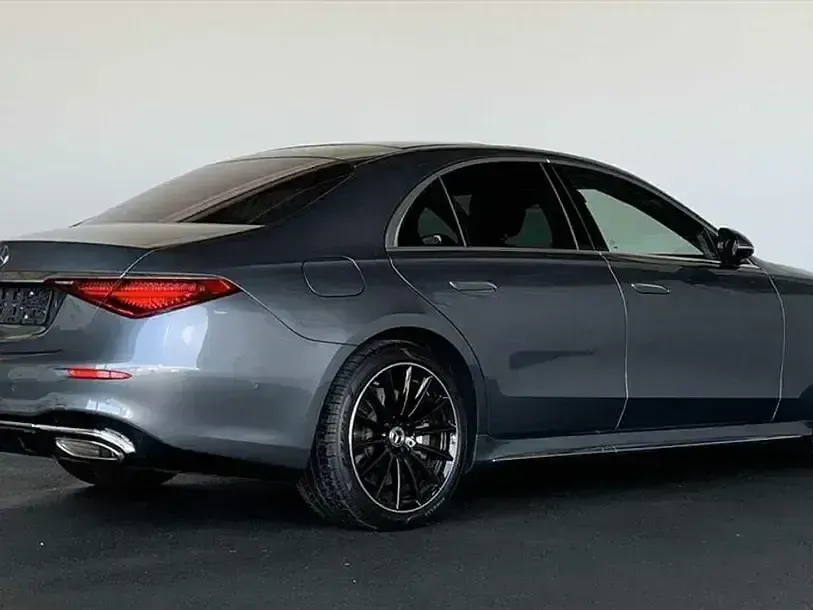 Gebraucht Mercedes S580 AMG 510 PS (375 kW) 2022 Grau / selenitgrau / metallic Limousine