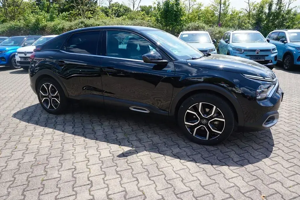 Gebraucht Citroën e-C4 Shine 100 kW (136 PS) 2022 Schwarz Limousine