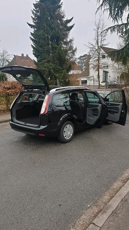 Second-hand Ford Focus 110 CP (80 kW) 2011 Break