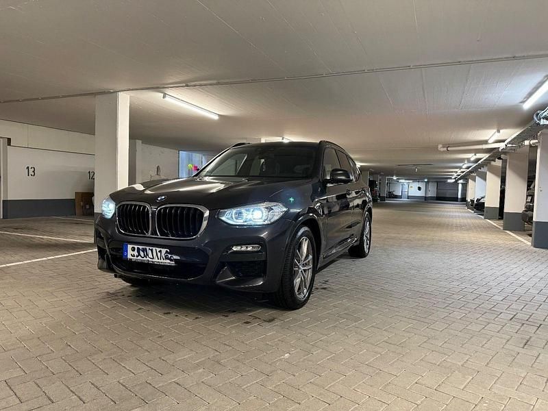 Grau Gebraucht 2018 BMW X3 M Sport SUV | 28.999 € (Guter Preis) - Bild 1/4