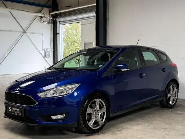 Second-hand Ford Focus Trend 103 CP (75 kW) 2017 Albastru Berlinǎ
