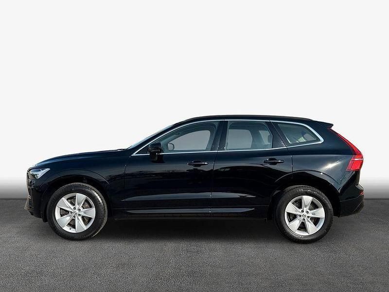 Gebraucht Volvo XC60 Core 197 PS (144 kW) 2022 Black stone SUV