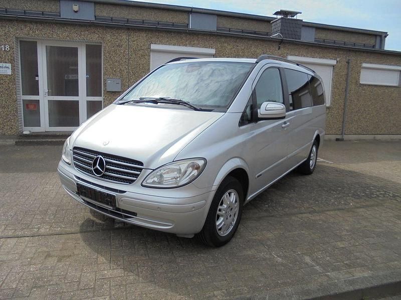 Gebraucht Mercedes Viano 150 PS (110 kW) 2010 Silber Van / Kleinbus