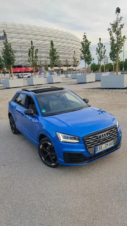 Gebraucht Audi Q2 Ambiente 190 PS (139 kW) 2017 Blau SUV