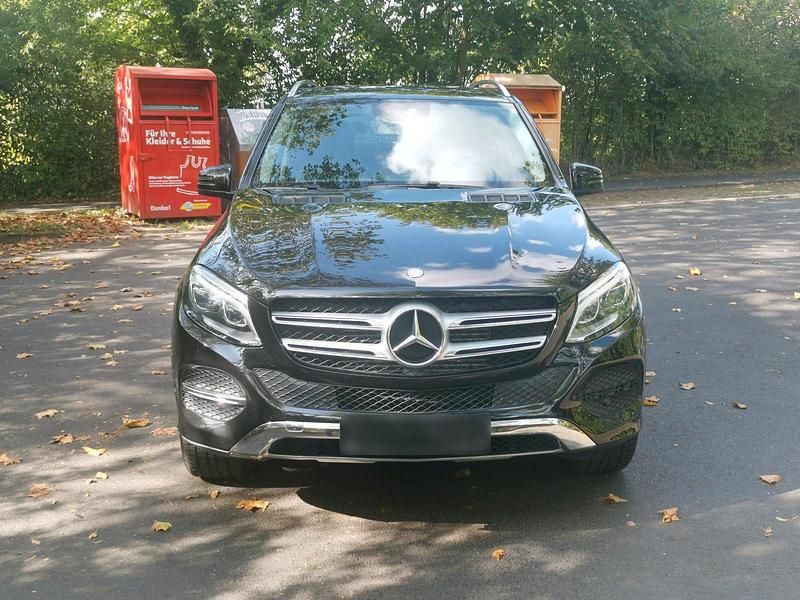 Gebraucht Mercedes GLE350 258 PS (189 kW) 2016 Schwarz SUV