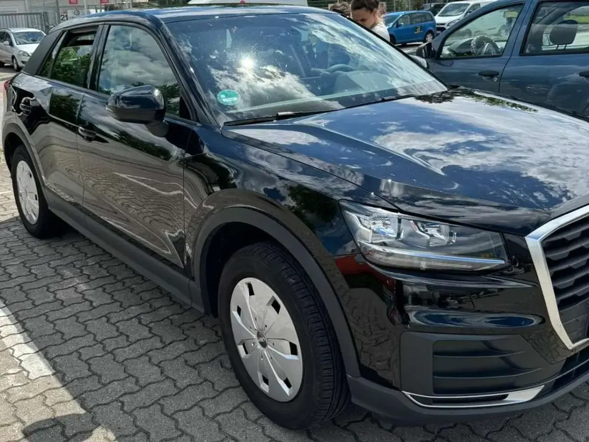 Gebraucht Audi Q2 116 PS (85 kW) 2020 Schwarz SUV