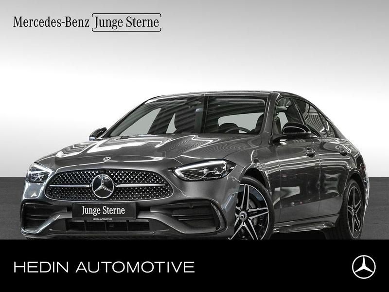 Grau Gebraucht 2024 Mercedes C180 AMG Limousine | 39.480 € (Etwas zu teuer) - Bild 1/4