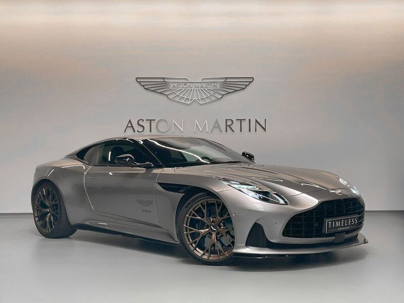 Silber Gebraucht 2024 Aston Martin DB12 Coupé | 248.000 € - Bild 1/4
