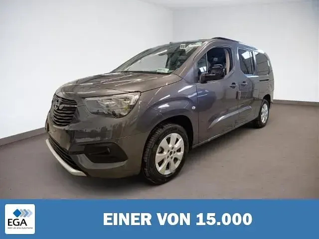 Neu Opel Combo-e Life Ultimate 100 kW (136 PS) 2025 Grau metallic