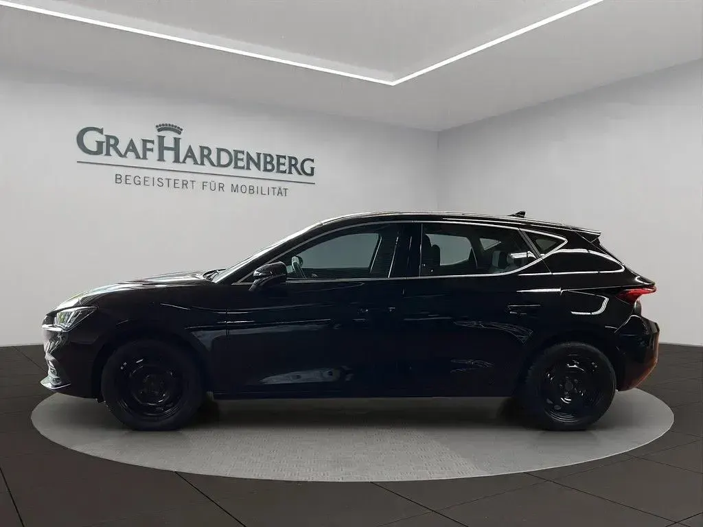 Gebraucht Seat Leon Style 116 PS (85 kW) 2021 Mitternachtsschwarz Limousine