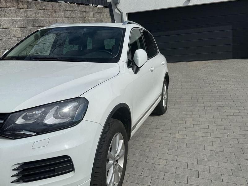 Gebraucht VW Touareg 204 PS (150 kW) 2014 Weiß SUV