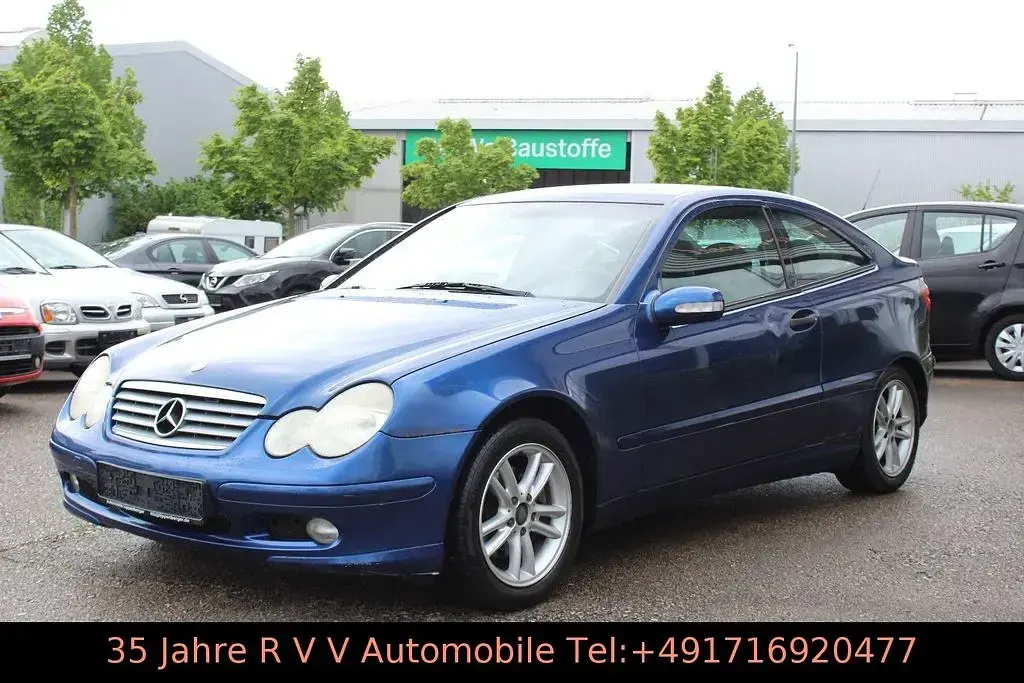 Używany Mercedes C180 143 KM (105 kW) 2002 Niebieski Coupe