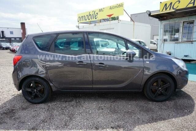 Gebraucht Opel Meriva Design Edition 101 PS (74 kW) 2011 Grau metallic Van / Kleinbus