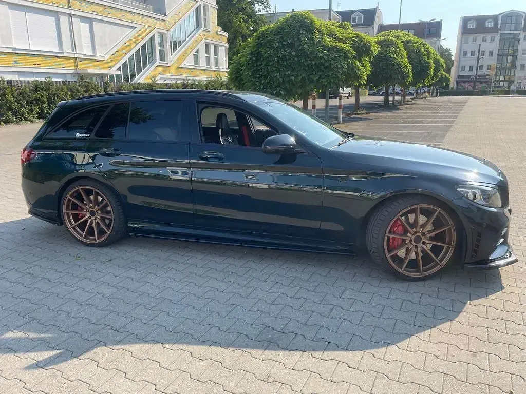 Gebraucht Mercedes C43 AMG AMG 390 PS (286 kW) 2019 Grün Limousine