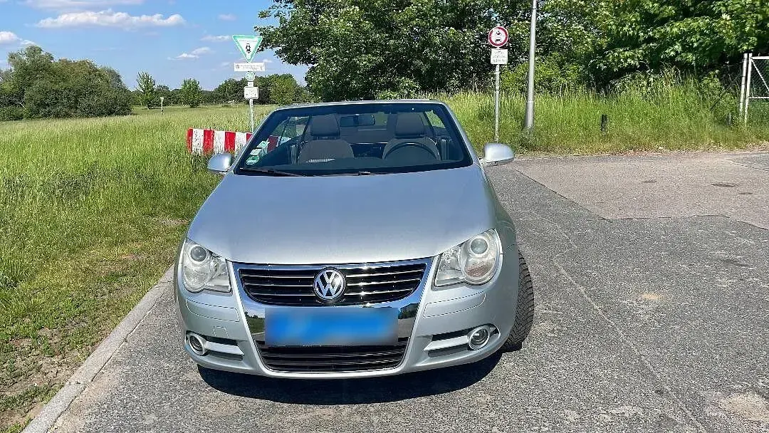 Gebraucht VW Eos 140 PS (102 kW) 2008 Silber Cabrio