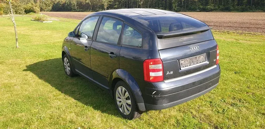 Gebraucht Audi A2 75 PS (55 kW) 2001 Blau Kleinwagen