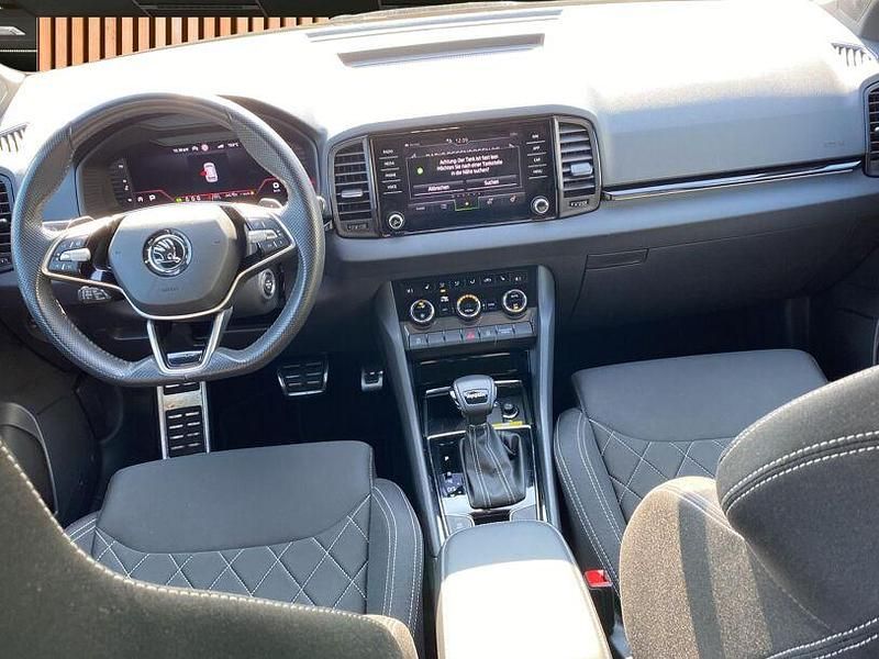 Gebraucht Skoda Karoq SportLine 150 PS (110 kW) 2024 Grau SUV